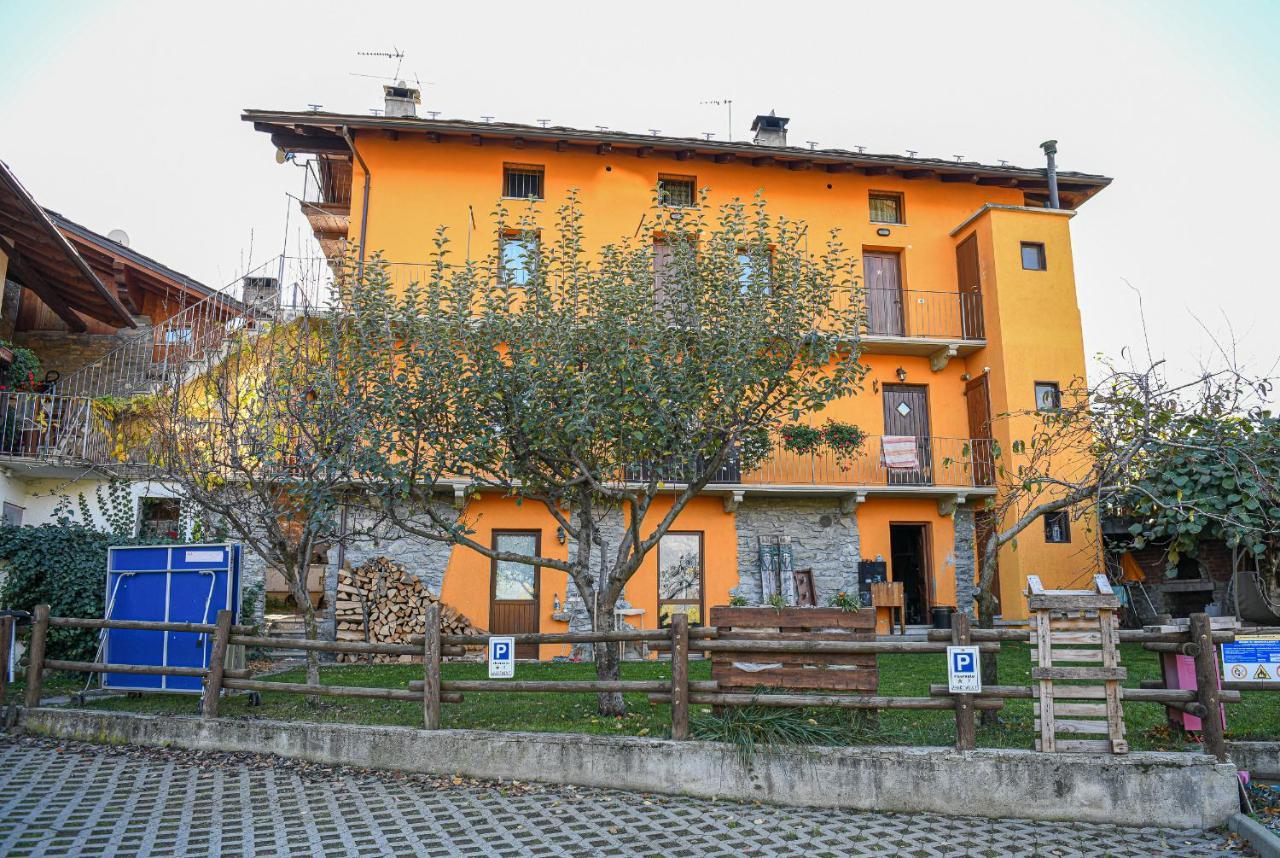 Stars Apartments Gressan Cerise Exterior photo